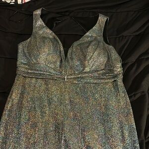 Gorgeous gown, formal/prom dress!!  R&M Richard’s, size 16w